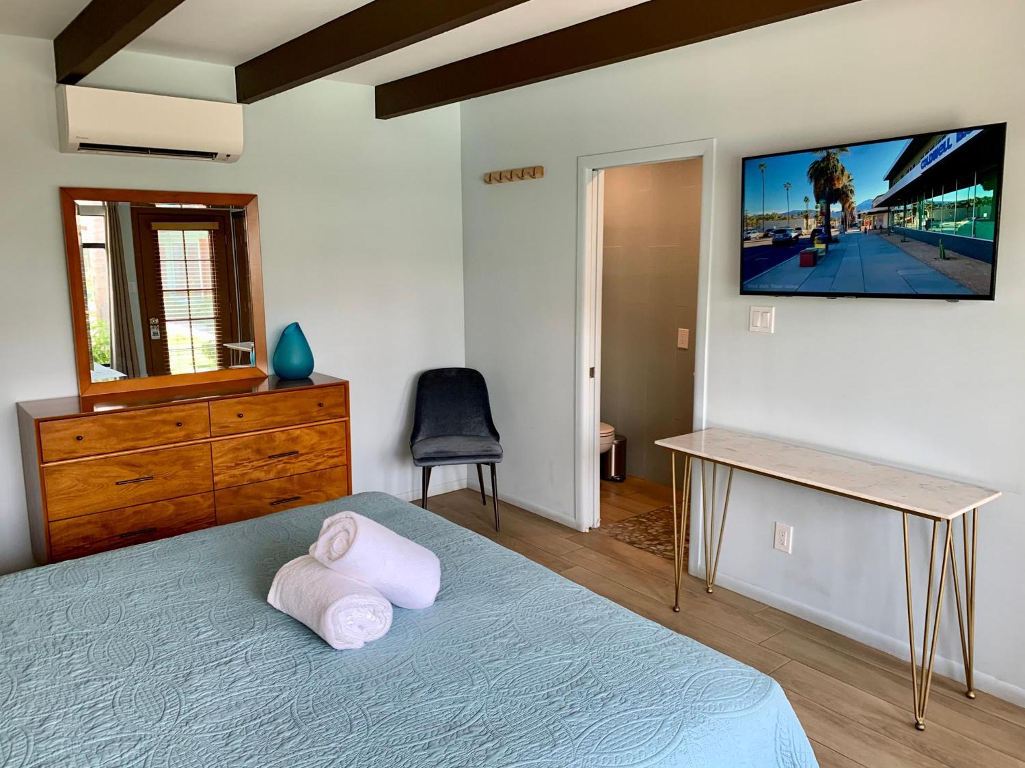 Standard King Room Men Only